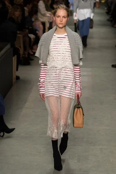 Look 40